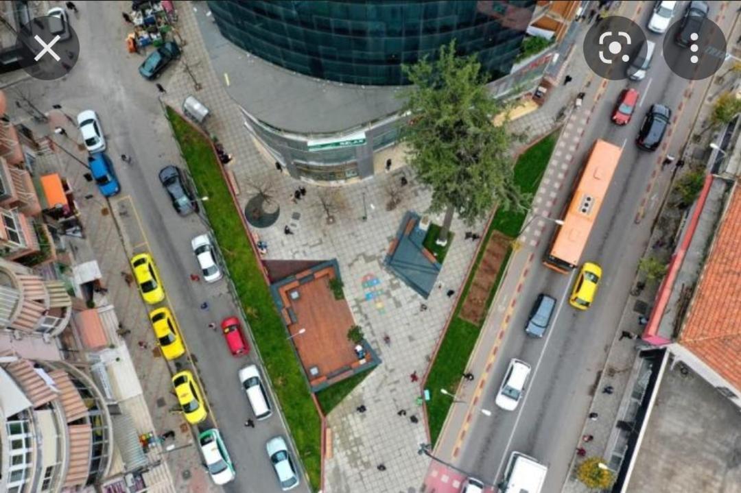 Chlo Apartment 2 Tirana Zewnętrze zdjęcie