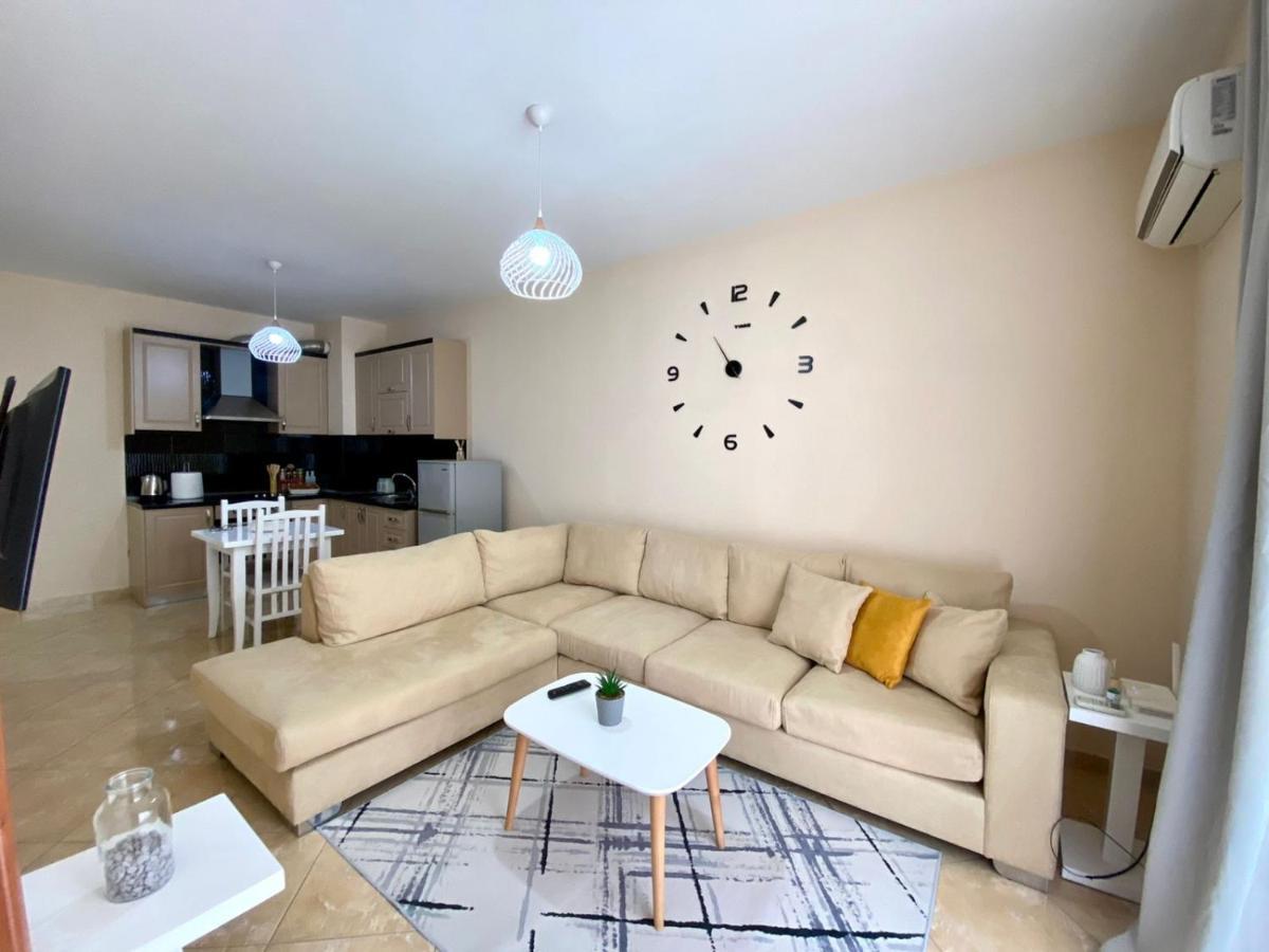 Chlo Apartment 2 Tirana Zewnętrze zdjęcie