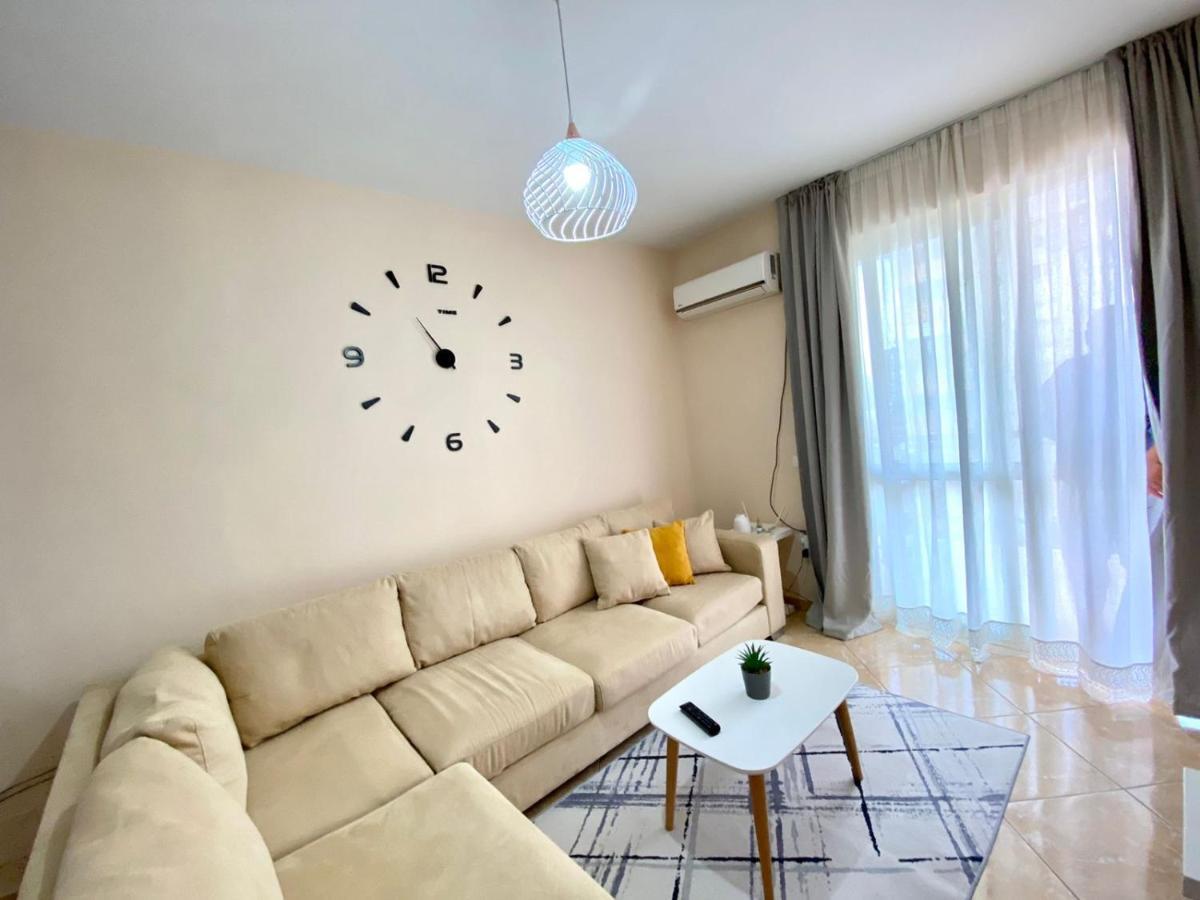Chlo Apartment 2 Tirana Zewnętrze zdjęcie